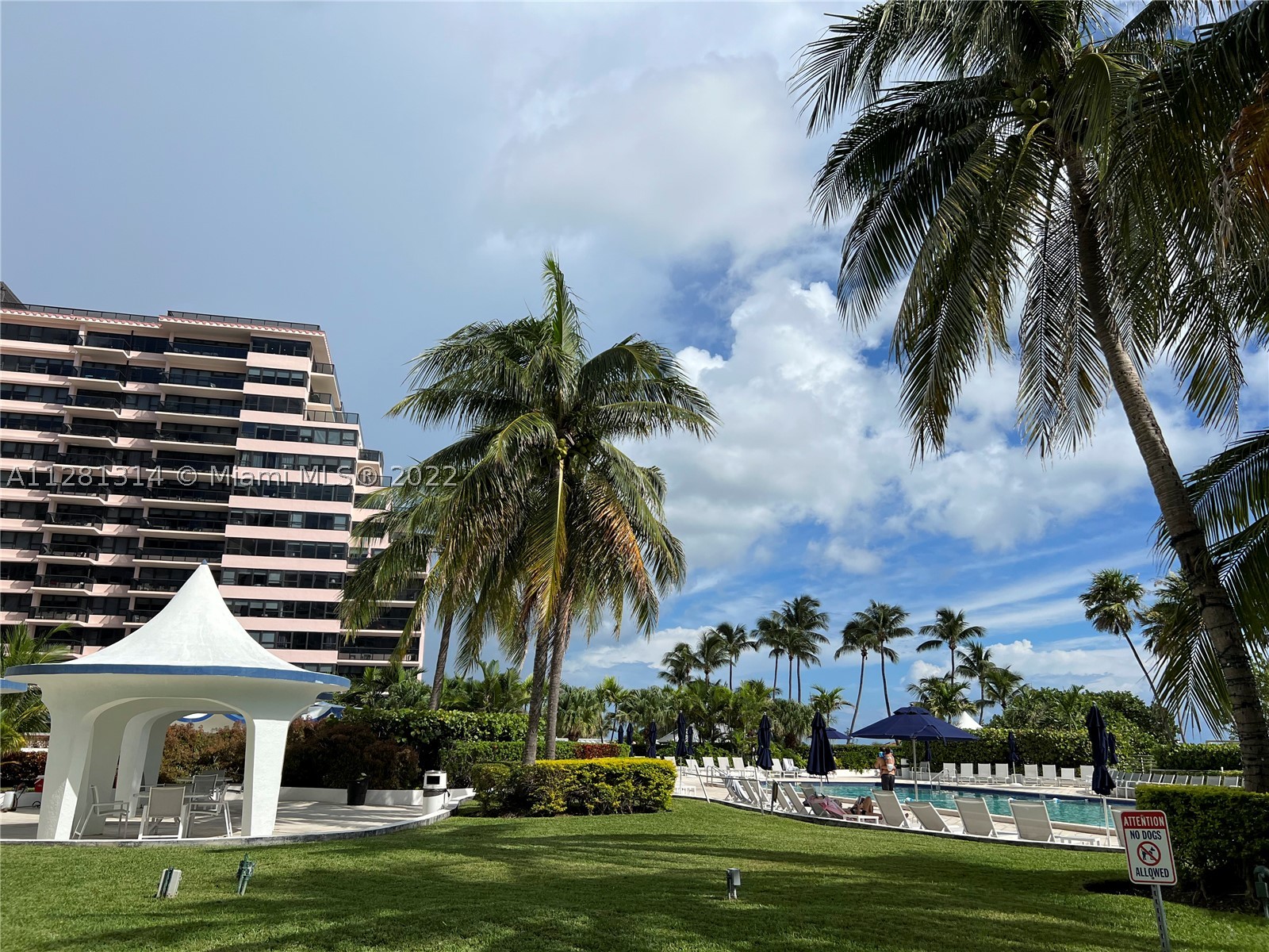 5161 Collins Ave #404, Miami Beach FL 33140