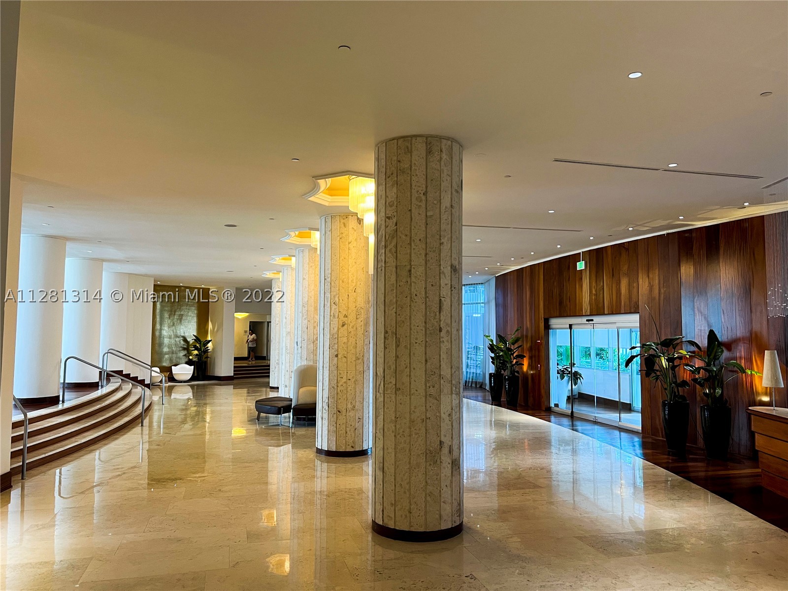 5161 Collins Ave #404, Miami Beach FL 33140