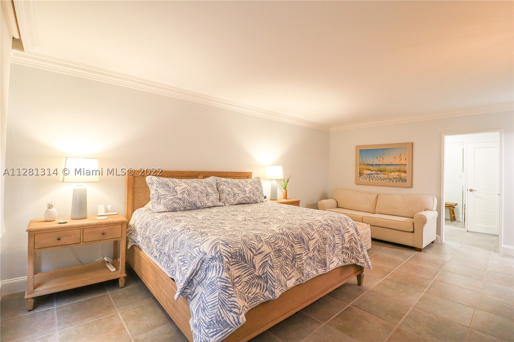 5161 Collins Ave #404, Miami Beach FL 33140