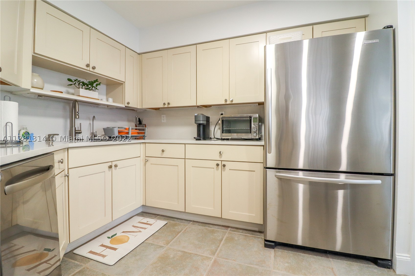 5161 Collins Ave #404, Miami Beach FL 33140