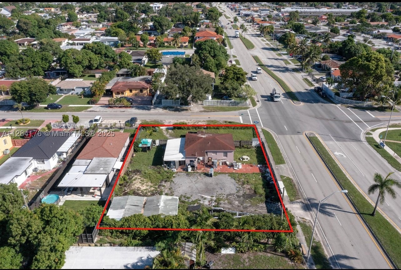 782 E 37th St, Hialeah FL 33013