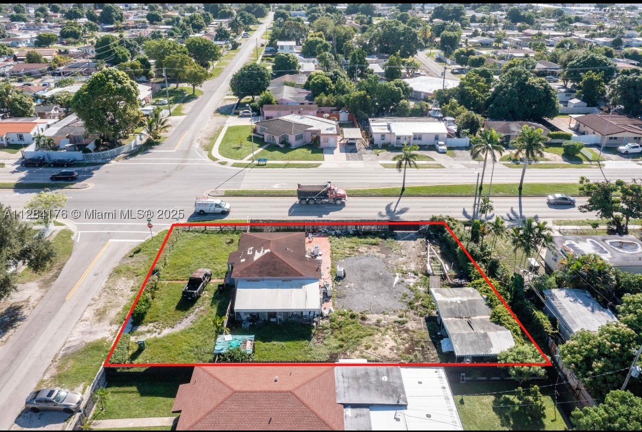 782 E 37th St, Hialeah FL 33013