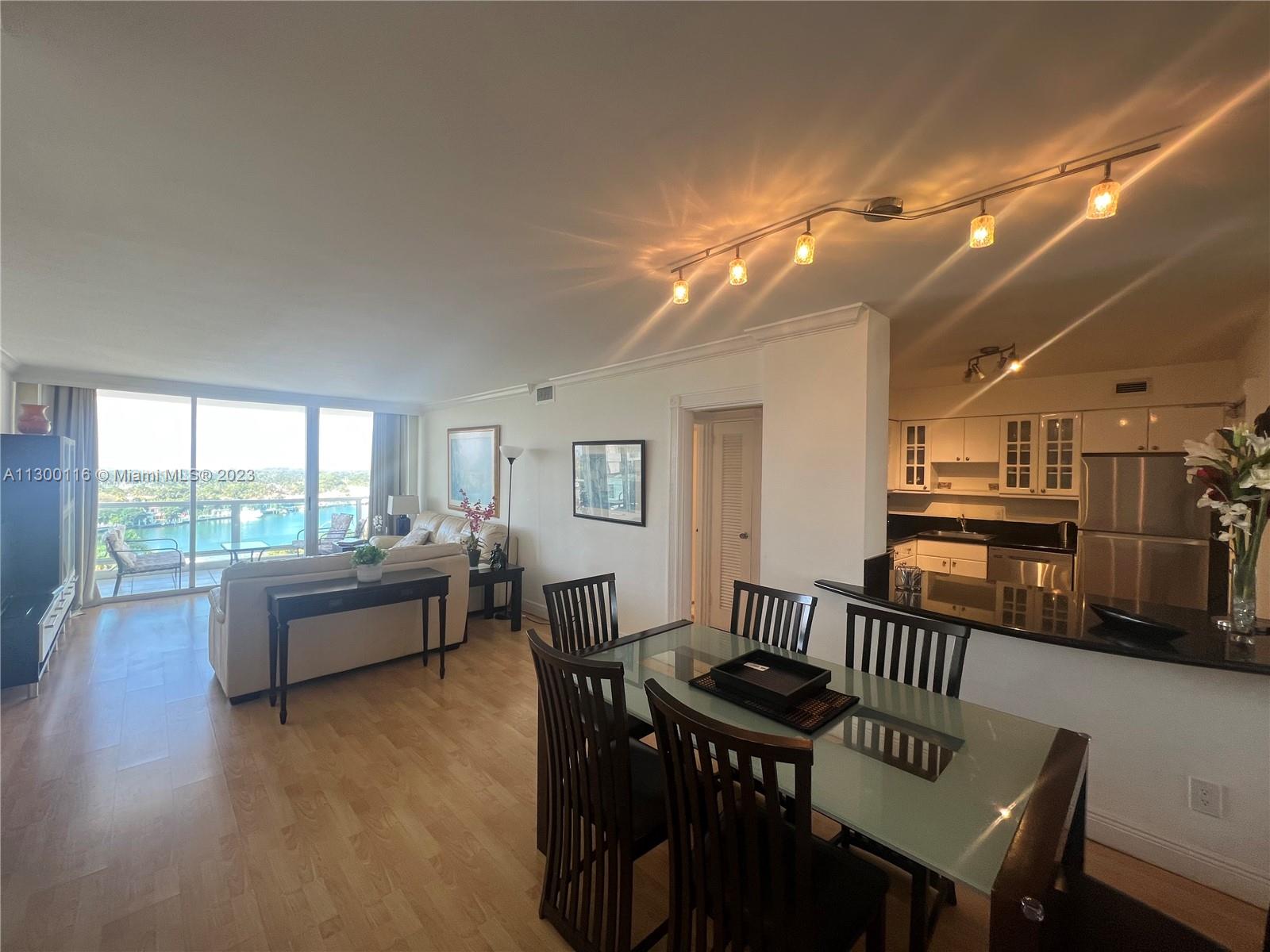 Miami Beach FL 33140 - A11300116