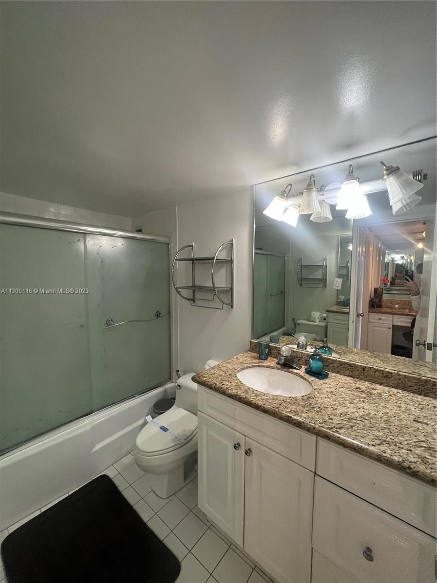 Miami Beach FL 33140 - A11300116