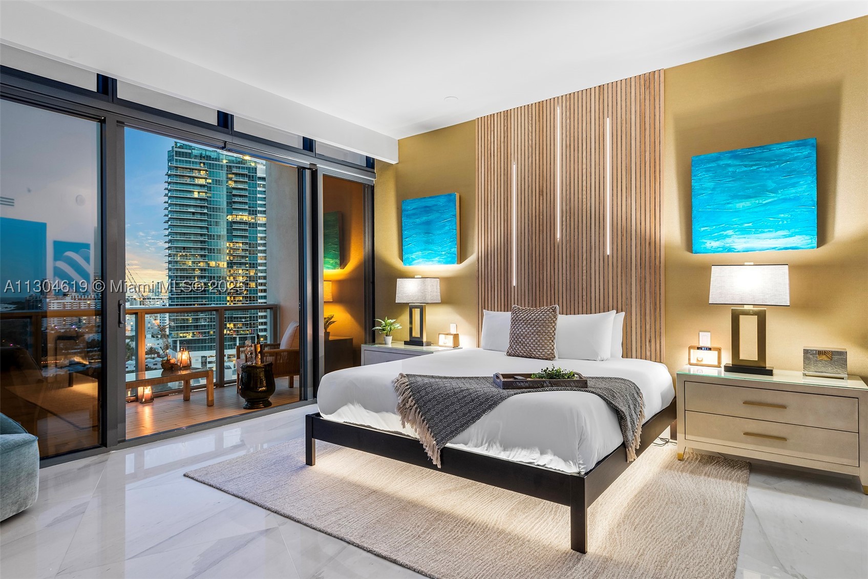 2201 Collins Ave #1926/PH-, Miami Beach FL 33139