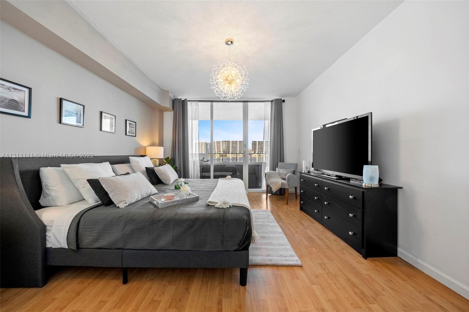18100 N Bay Rd #308, Sunny Isles Beach FL 33160