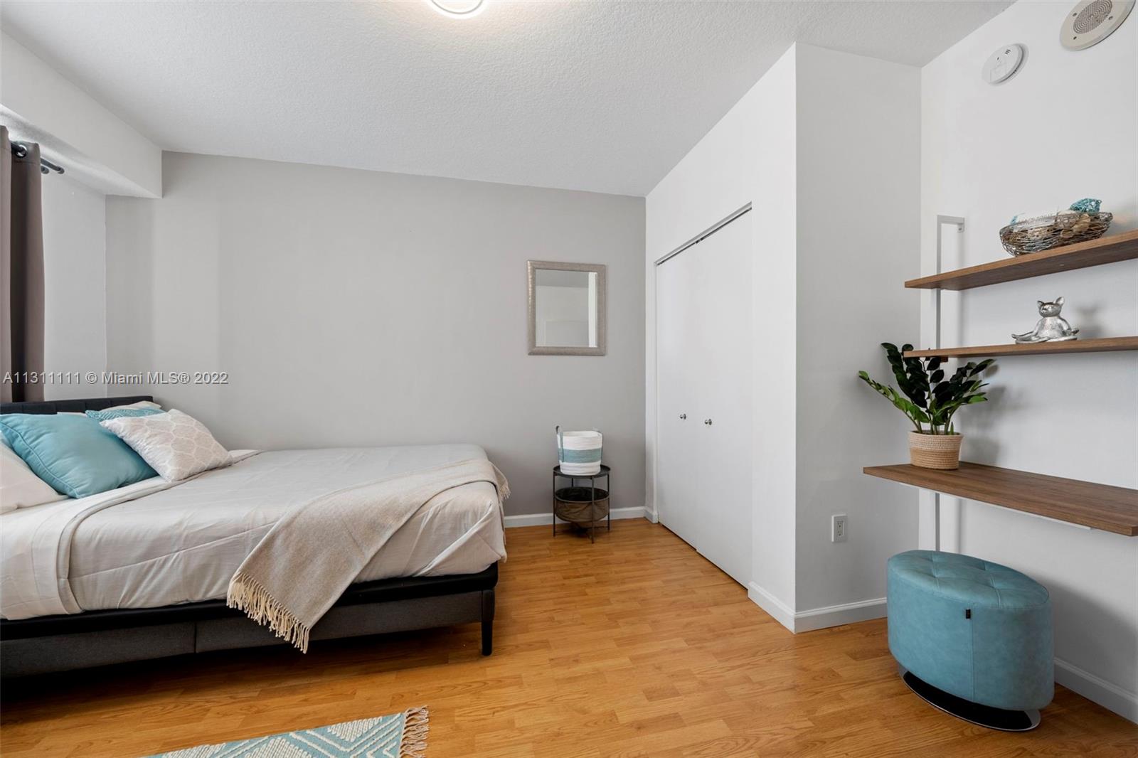 18100 N Bay Rd #308, Sunny Isles Beach FL 33160