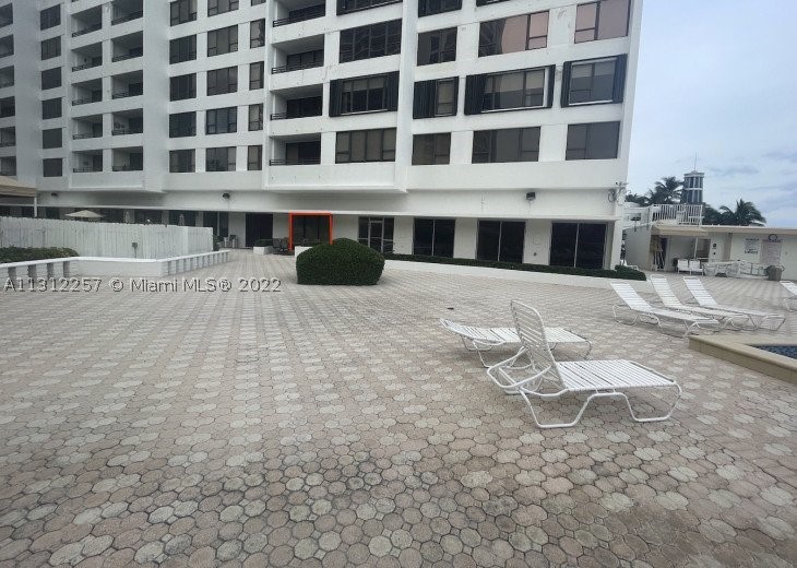 3505 S Ocean Dr #108, Hollywood FL 33019