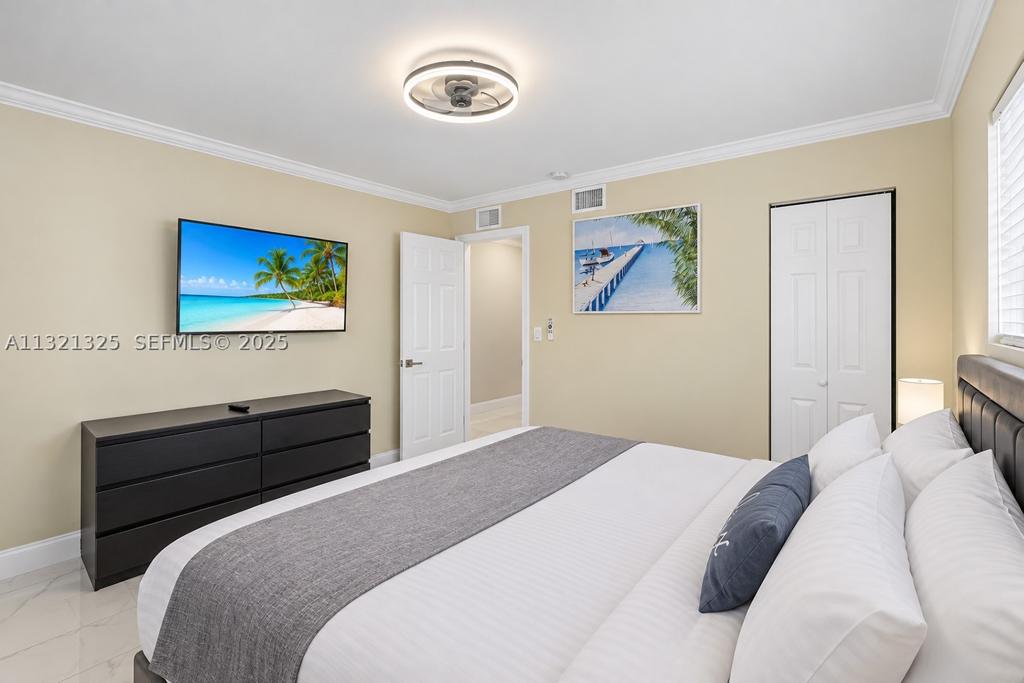 1020 N 13th Ter, Hollywood FL 33019