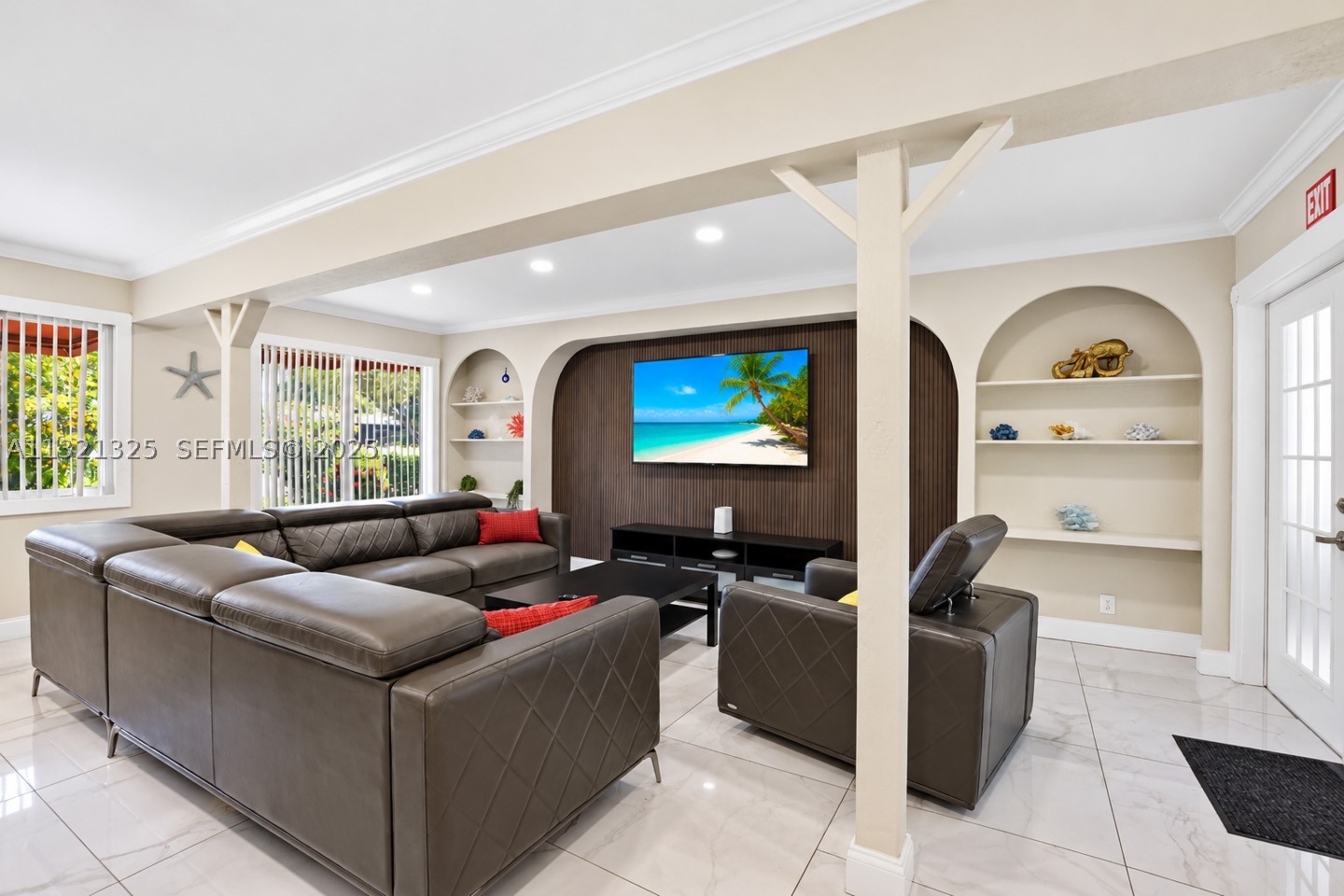 1020 N 13th Ter, Hollywood FL 33019