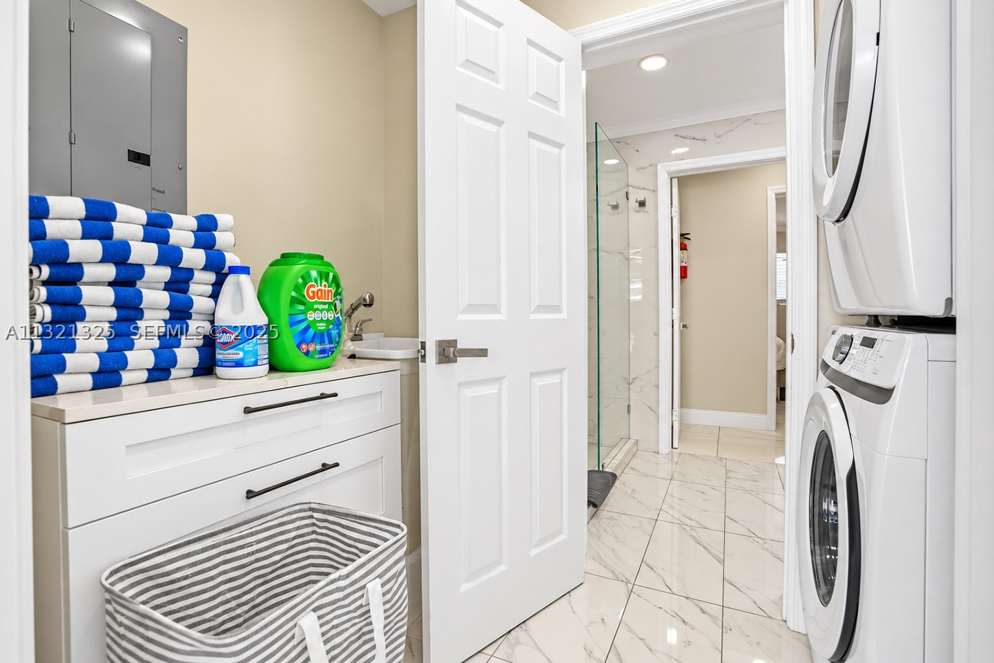 1020 N 13th Ter, Hollywood FL 33019