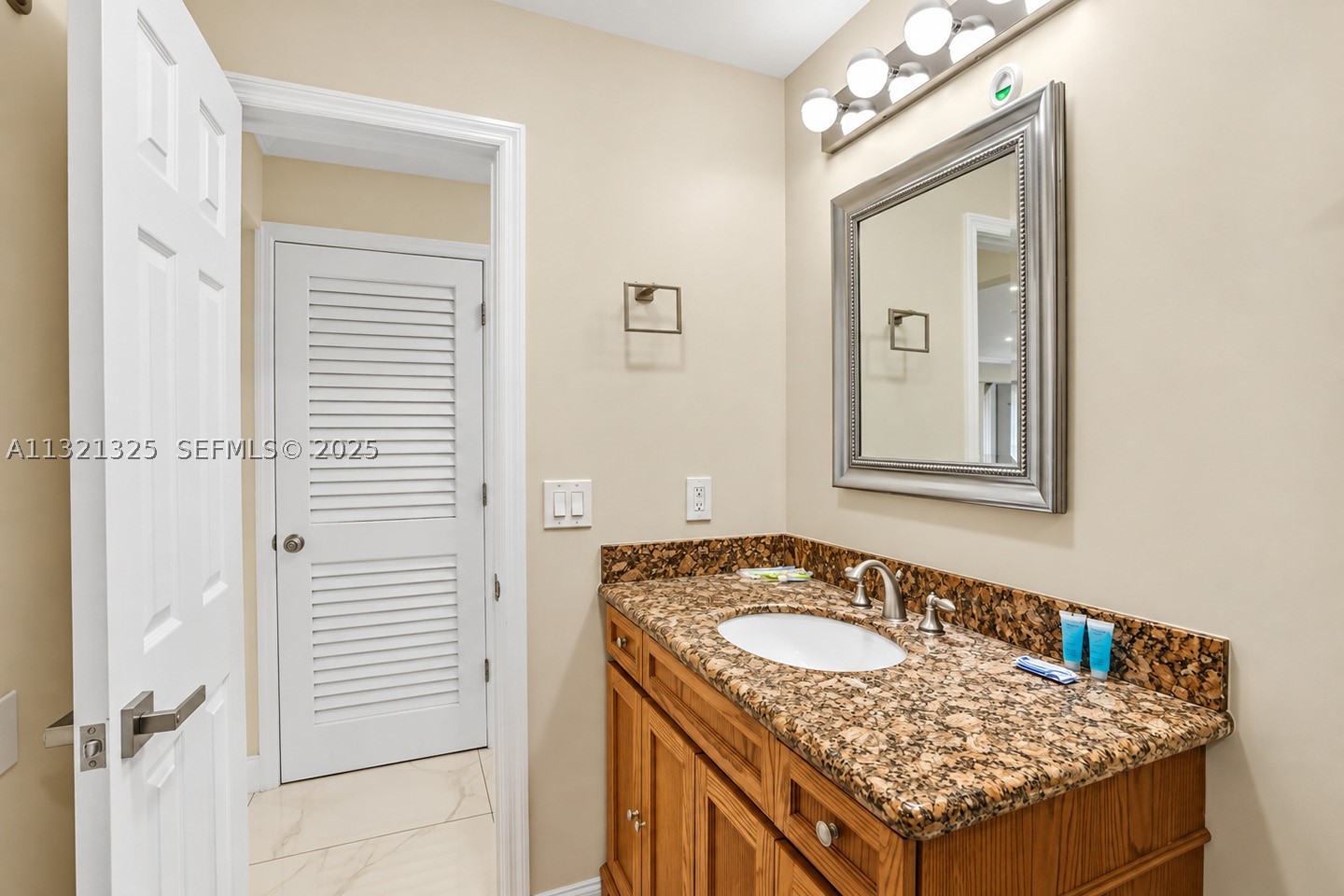 1020 N 13th Ter, Hollywood FL 33019