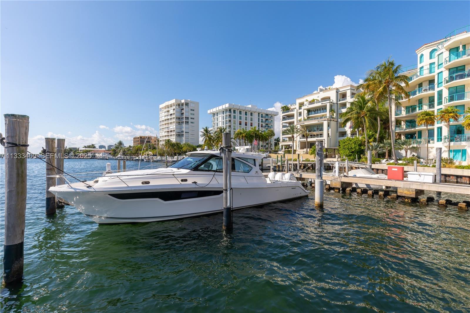 1660 W Glencoe St #302, Coconut Grove FL 33133