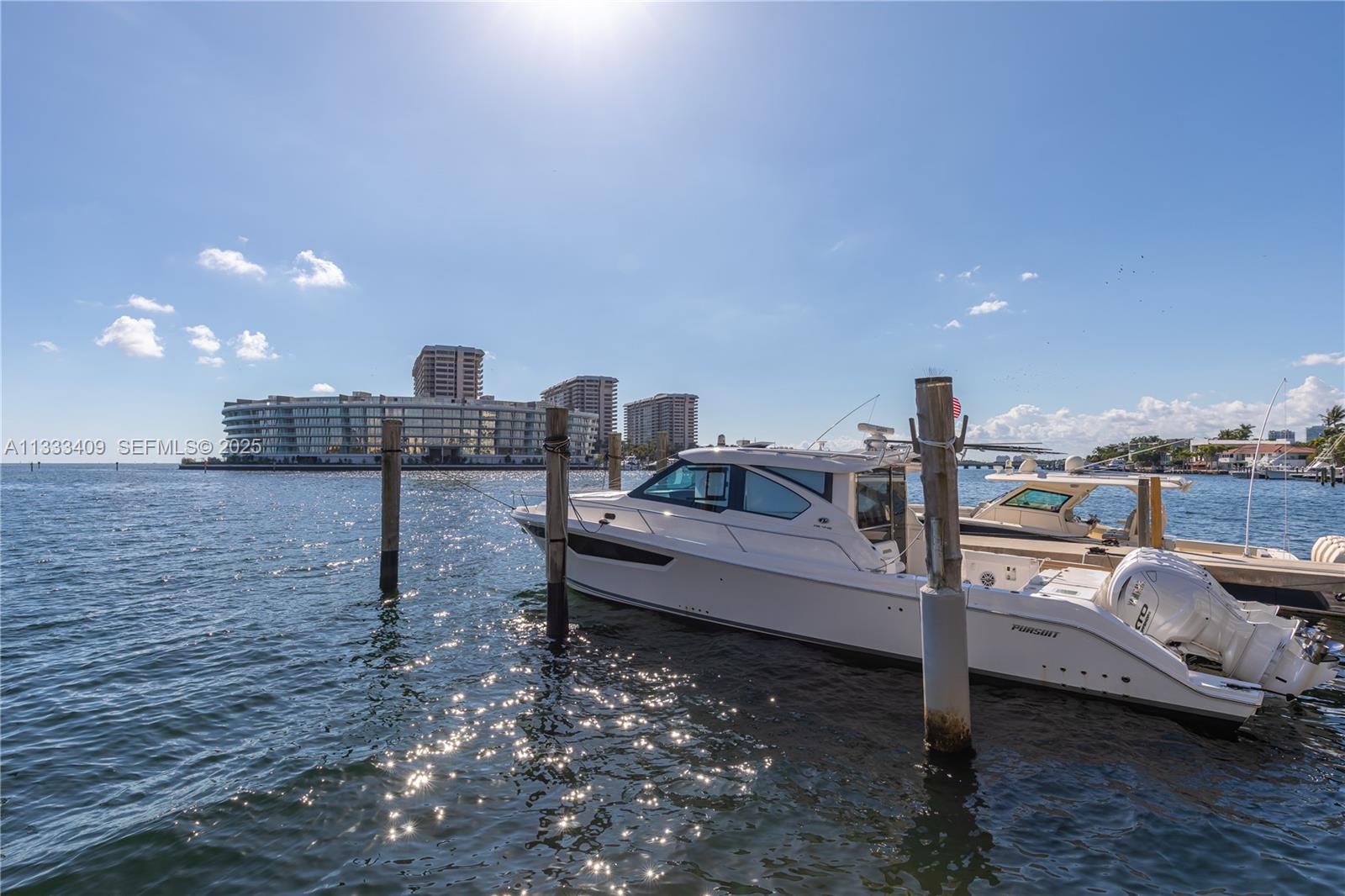 1660 W Glencoe St #302, Coconut Grove FL 33133