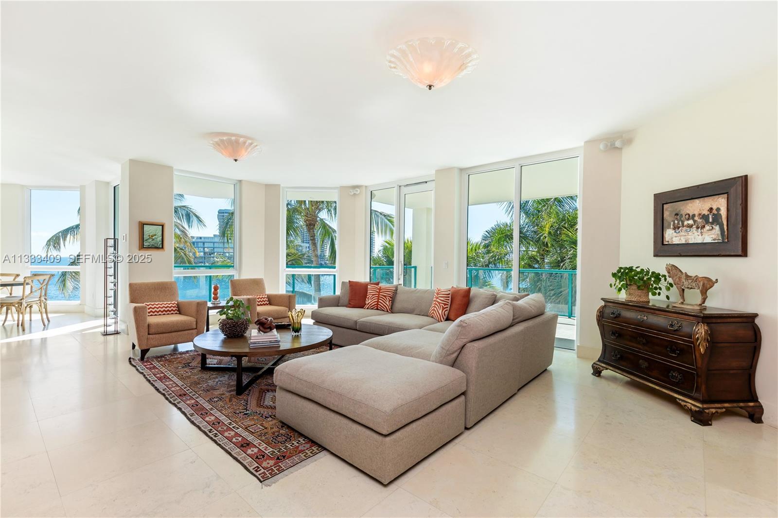1660 W Glencoe St #302, Coconut Grove FL 33133