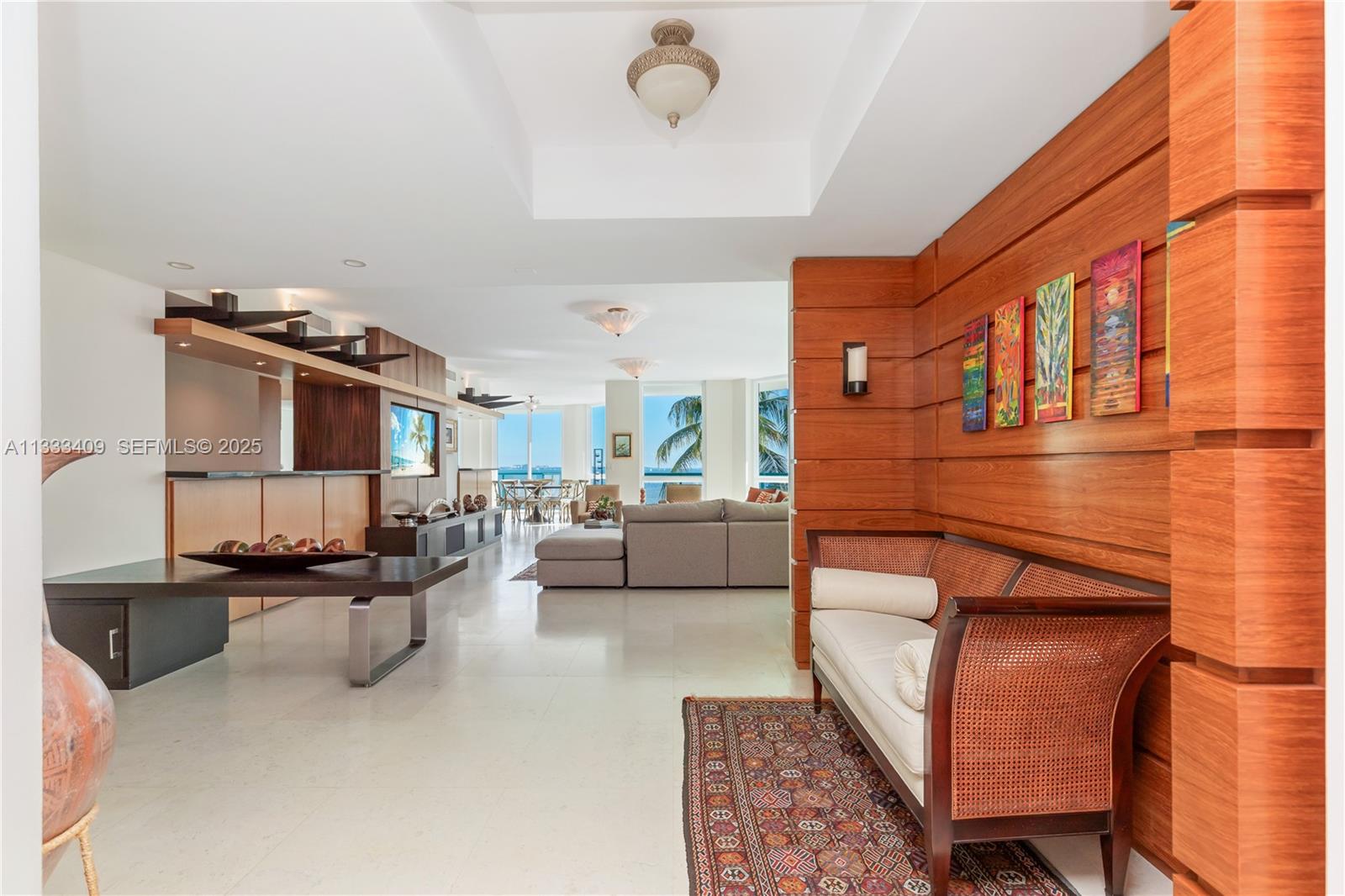 1660 W Glencoe St #302, Coconut Grove FL 33133