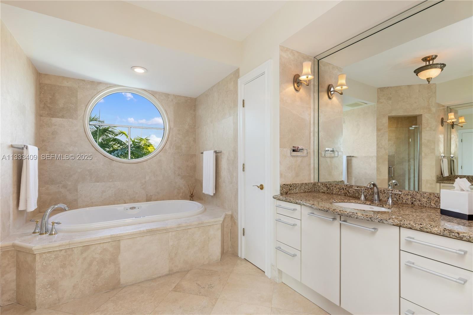 1660 W Glencoe St #302, Coconut Grove FL 33133
