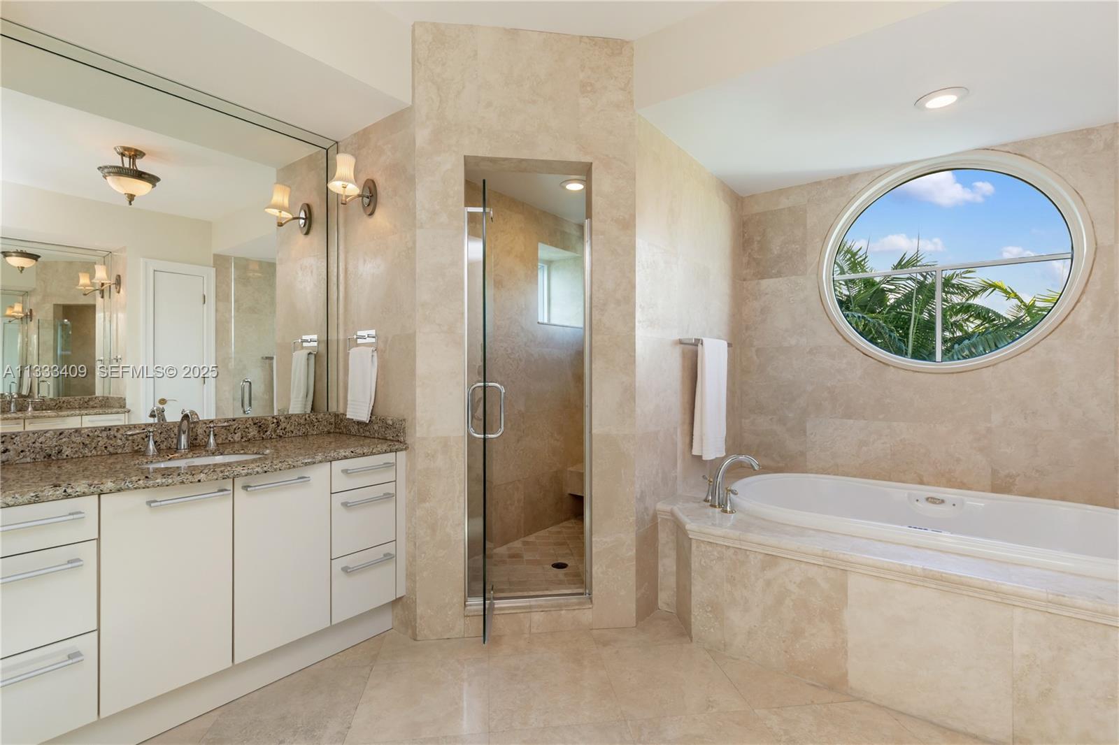 1660 W Glencoe St #302, Coconut Grove FL 33133
