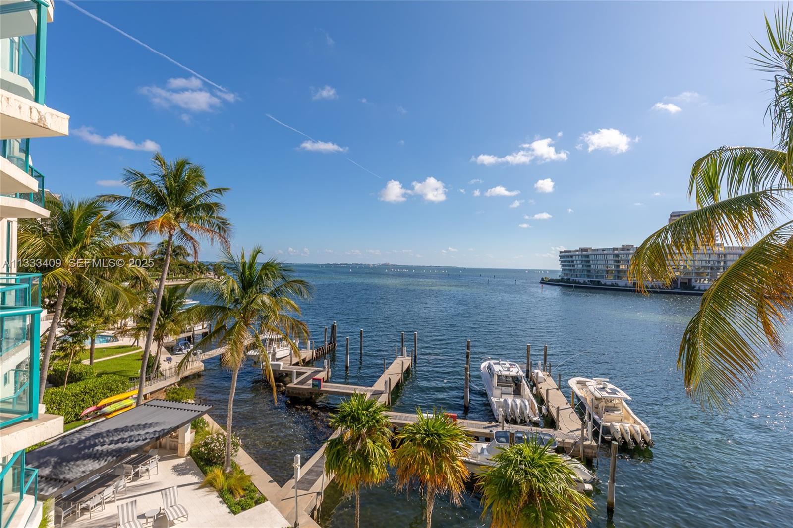 1660 W Glencoe St #302, Coconut Grove FL 33133