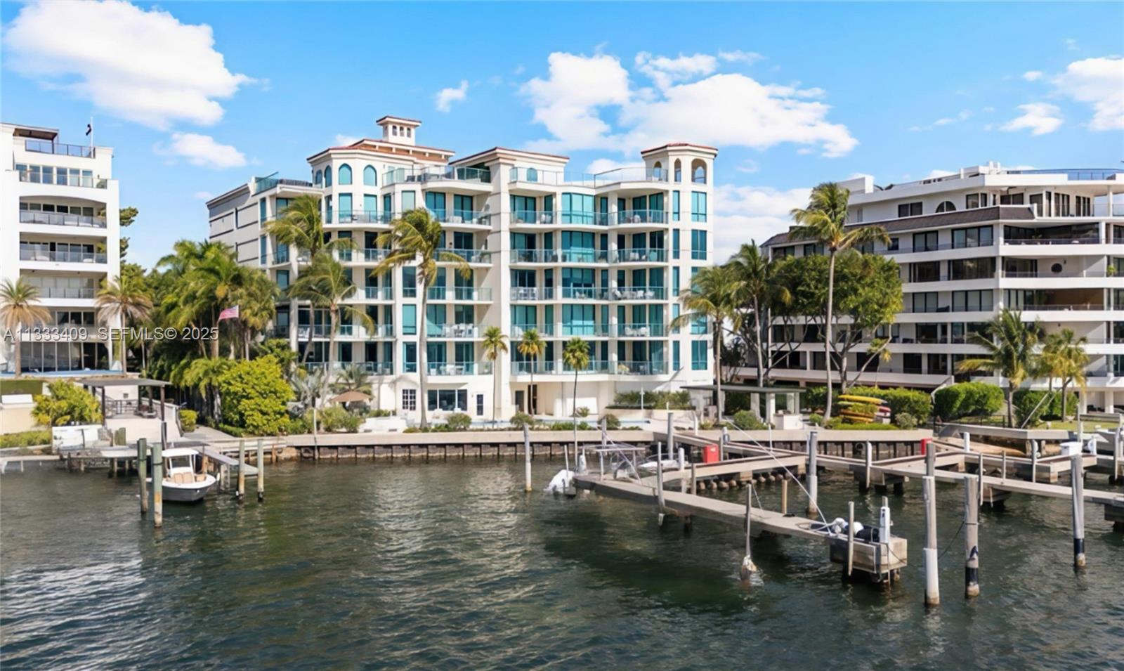 1660 W Glencoe St #302, Coconut Grove FL 33133