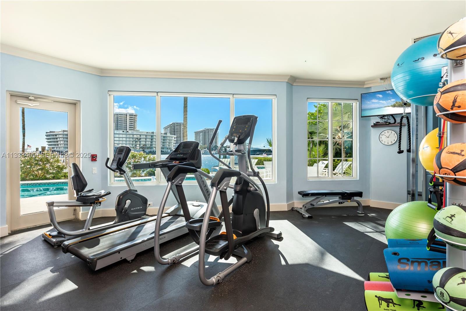 1660 W Glencoe St #302, Coconut Grove FL 33133
