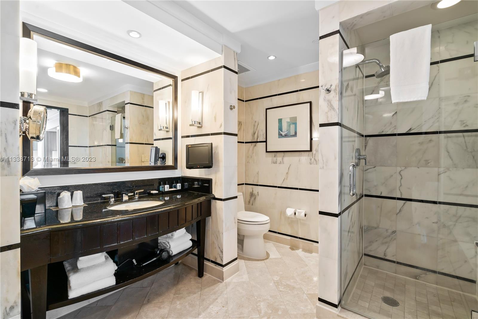 4391 Collins Ave #1911/1909/1910/1912, Miami Beach FL 33140
