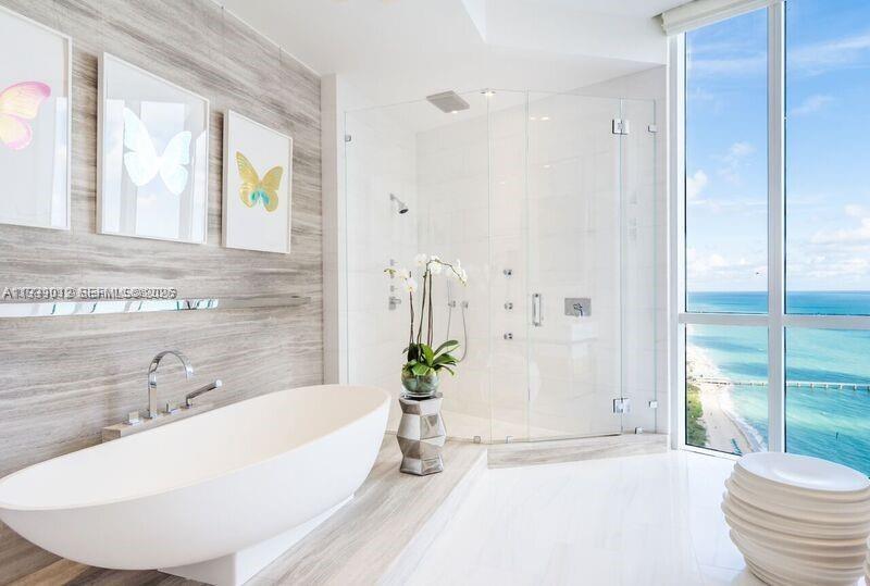 16001 Collins Ave #3201, Sunny Isles Beach FL 33160