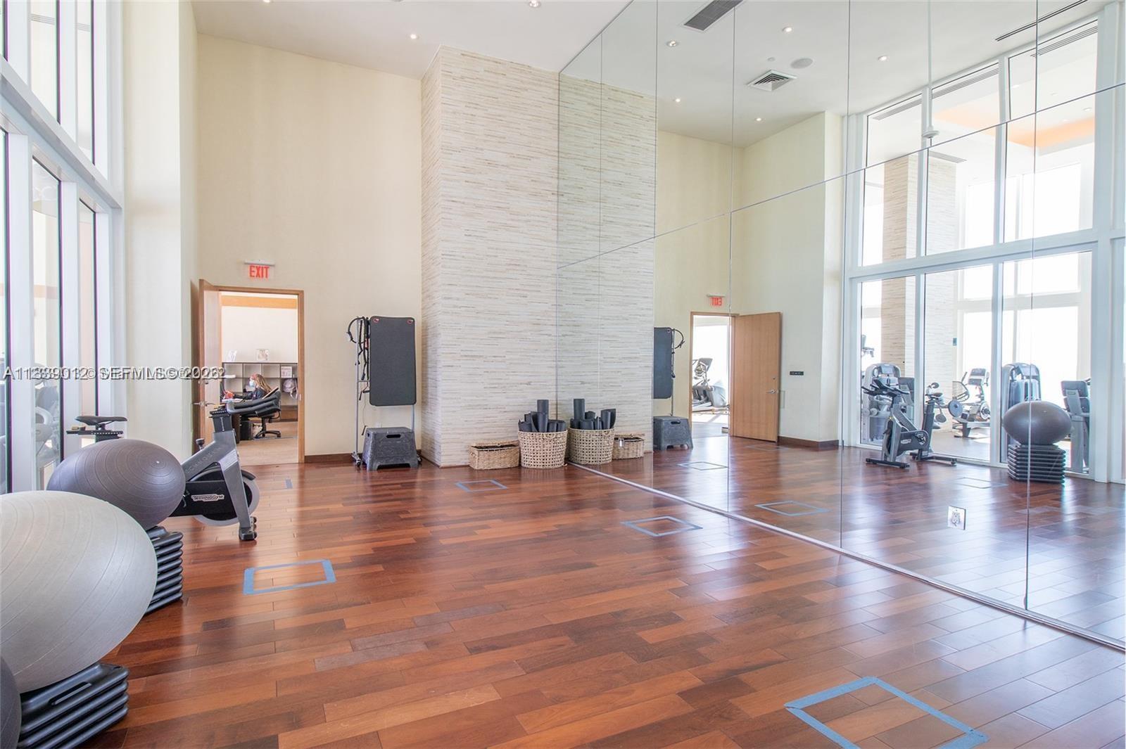 16001 Collins Ave #3201, Sunny Isles Beach FL 33160