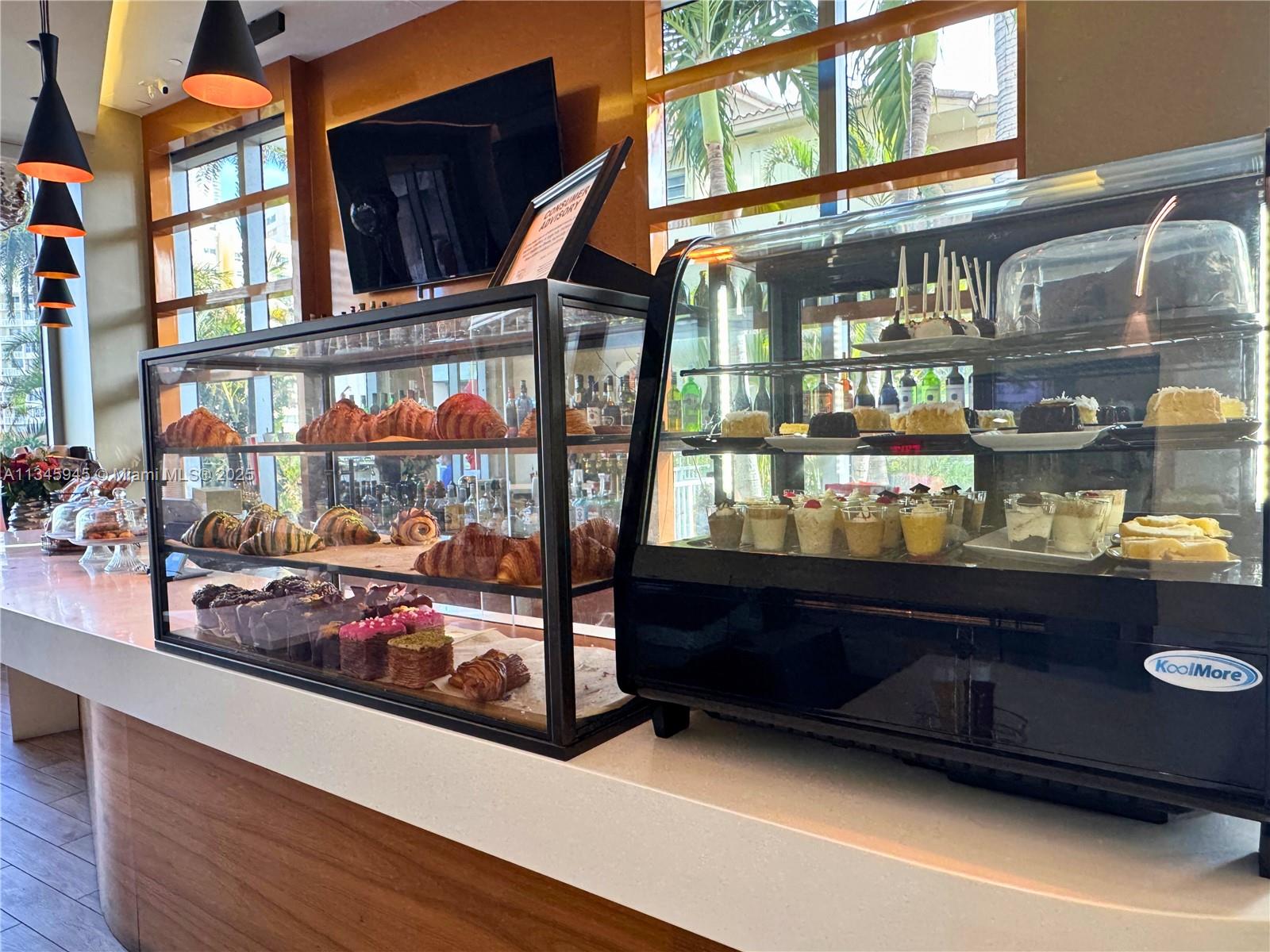 2602 E HALLANDALE BEACH BLVD #R1409, Hallandale Beach FL 33009