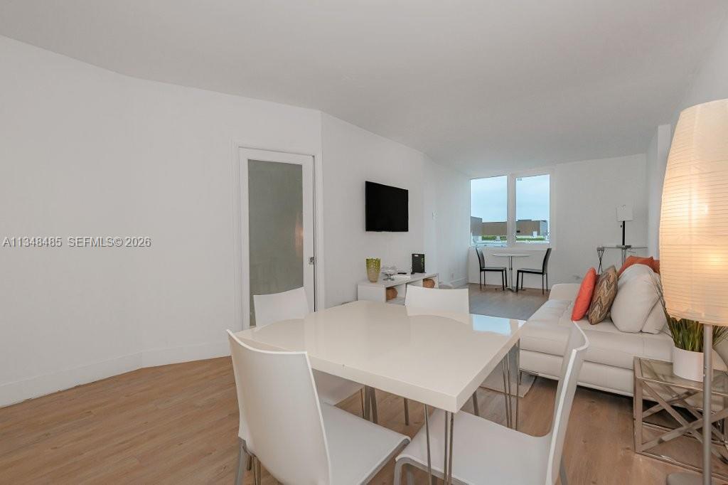 2301 Collins Ave #927, Miami Beach FL 33139