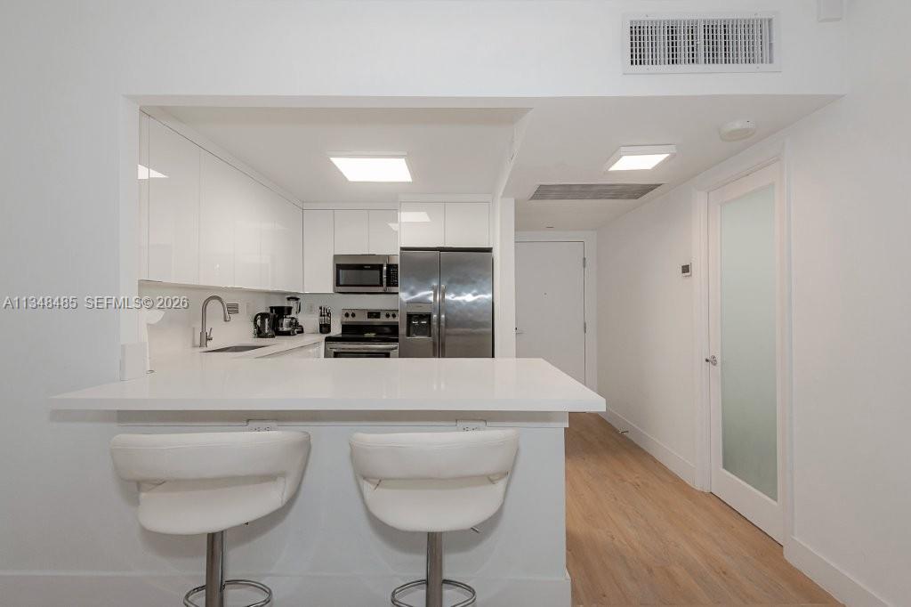 2301 Collins Ave #927, Miami Beach FL 33139