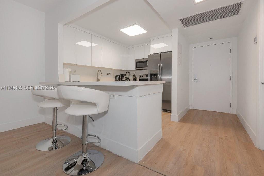 2301 Collins Ave #927, Miami Beach FL 33139