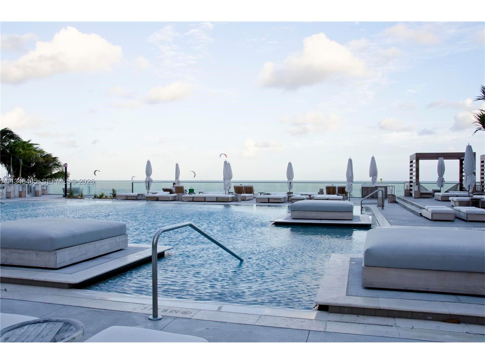 2301 Collins Ave #927, Miami Beach FL 33139