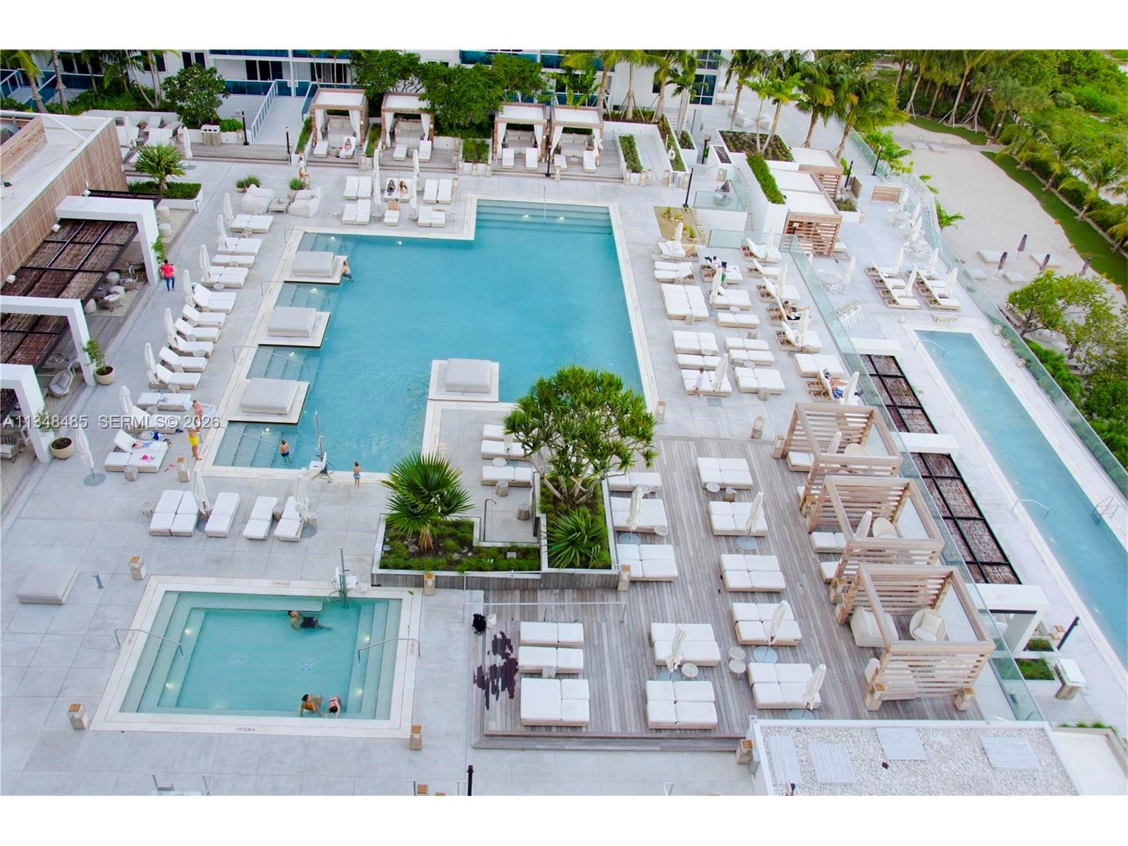 2301 Collins Ave #927, Miami Beach FL 33139