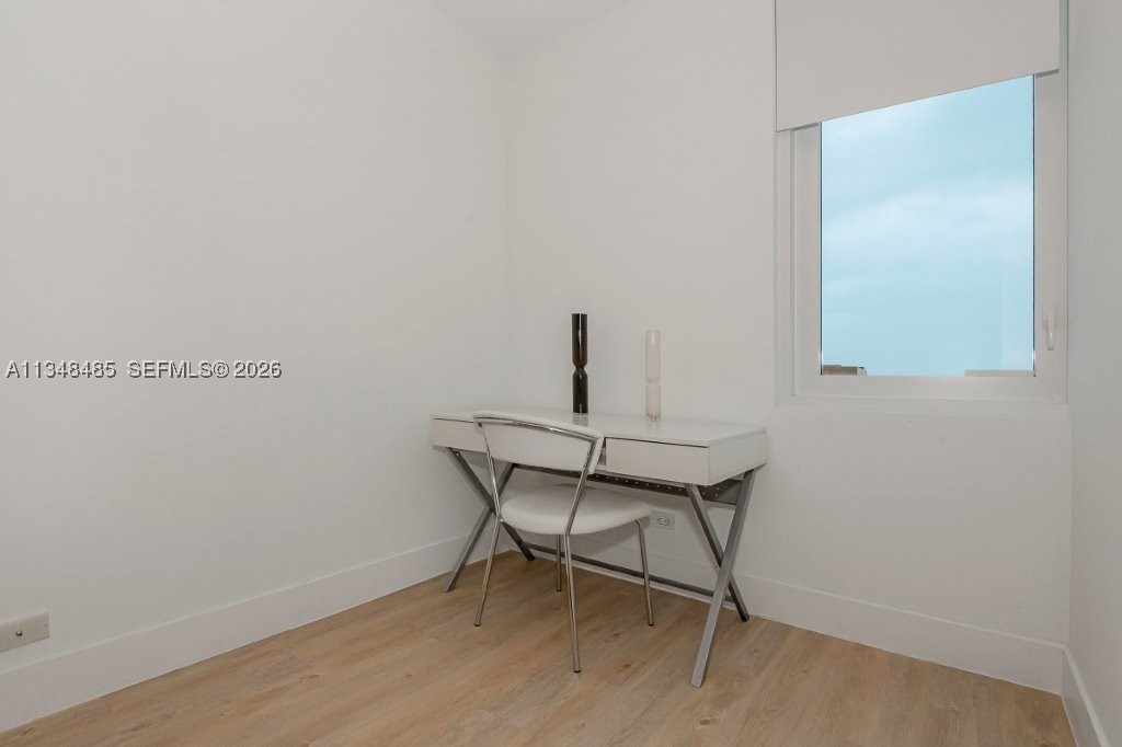 2301 Collins Ave #927, Miami Beach FL 33139