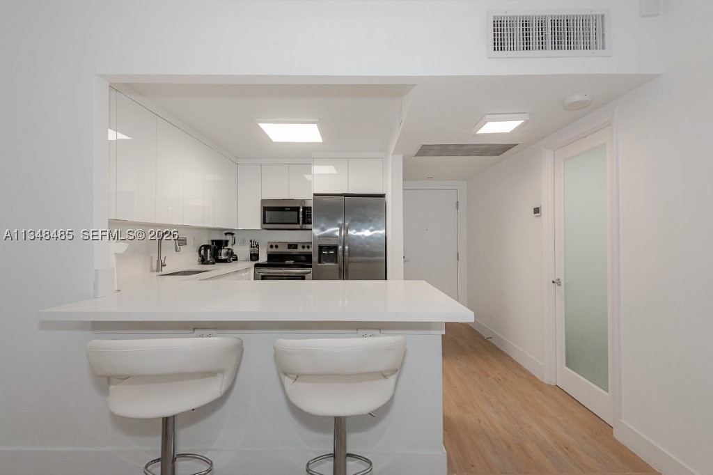 2301 Collins Ave #927, Miami Beach FL 33139