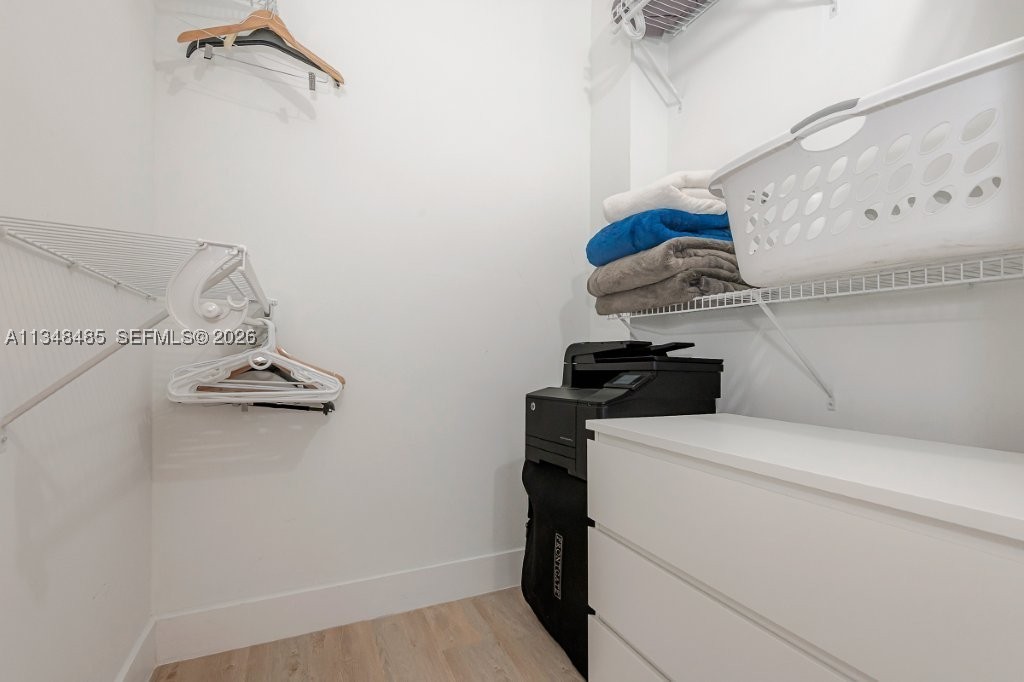 2301 Collins Ave #927, Miami Beach FL 33139