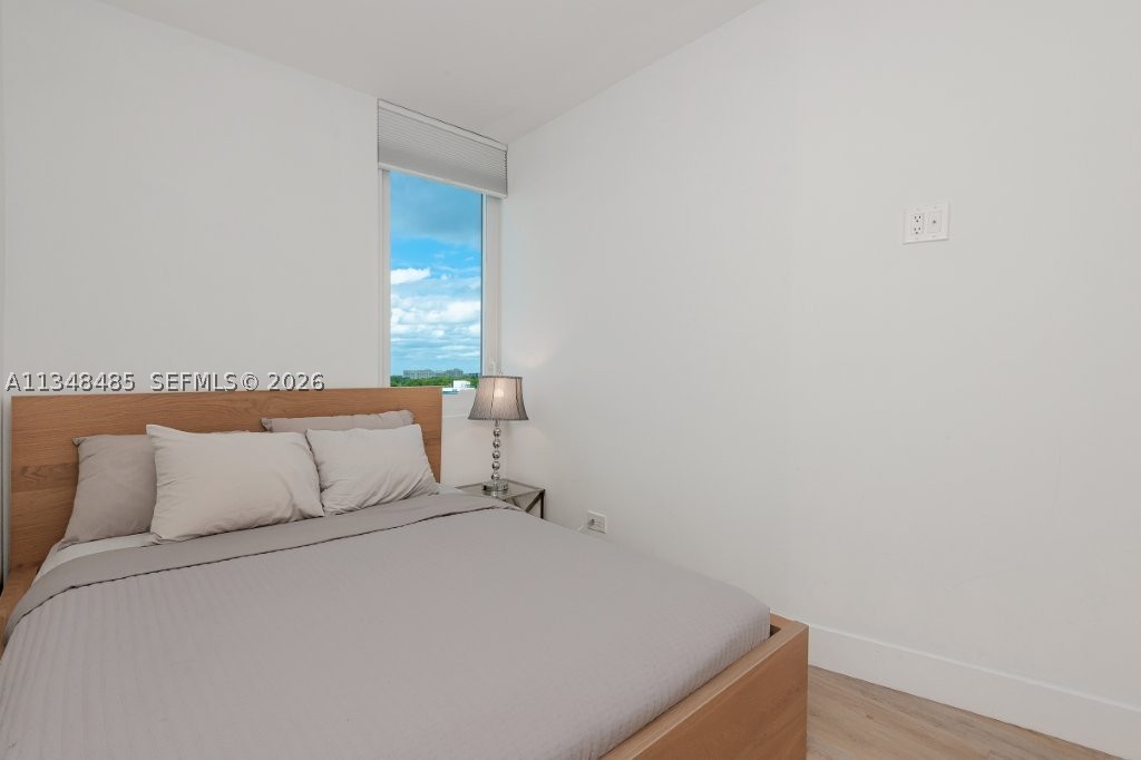 2301 Collins Ave #927, Miami Beach FL 33139