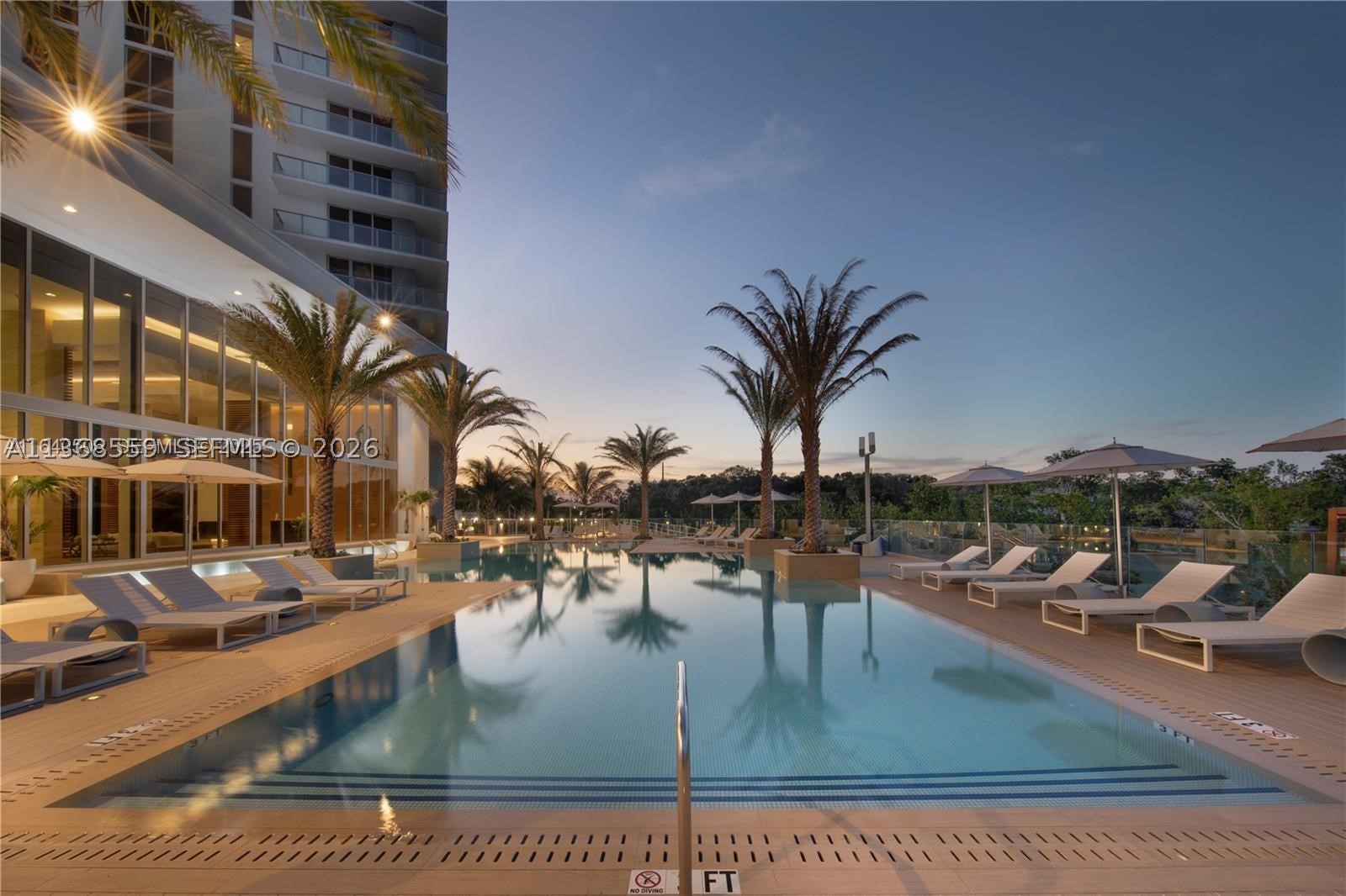 16385 Biscayne Blvd #7, North Miami Beach FL 33160