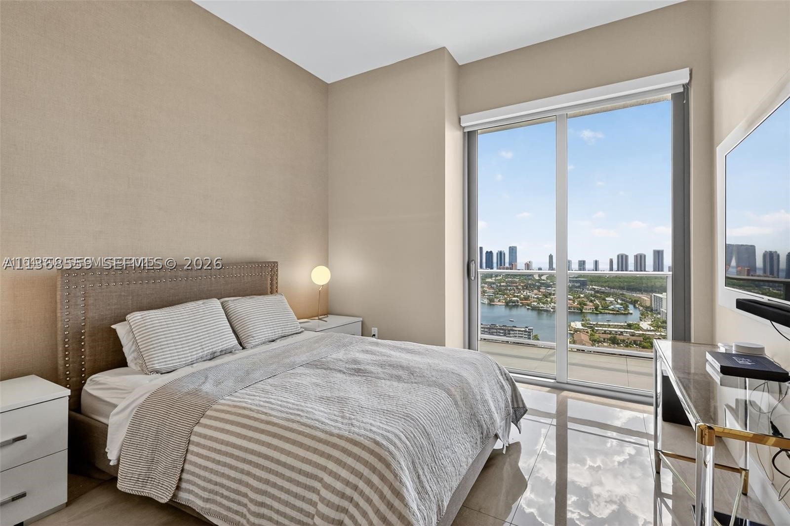 16385 Biscayne Blvd #7, North Miami Beach FL 33160