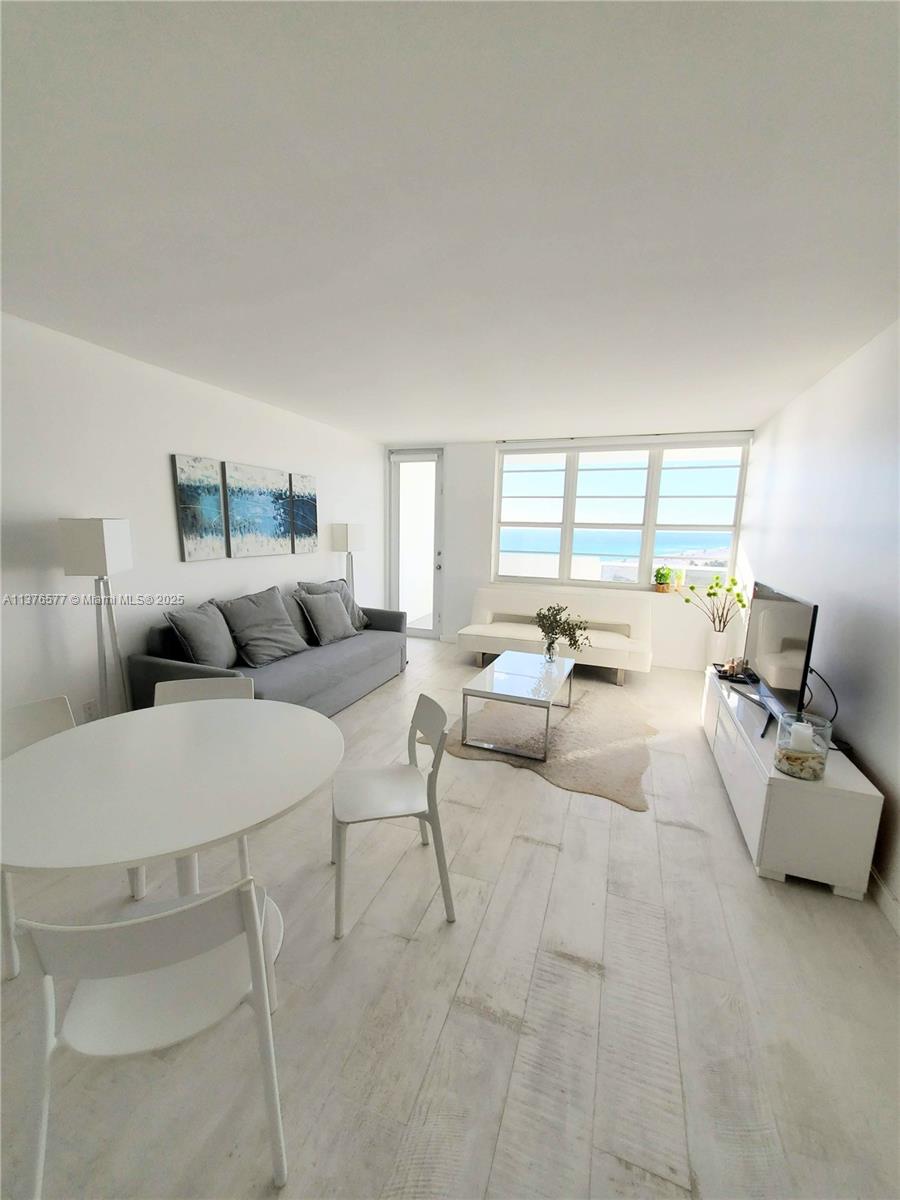 100 Lincoln Rd #1244, Miami Beach FL 33139