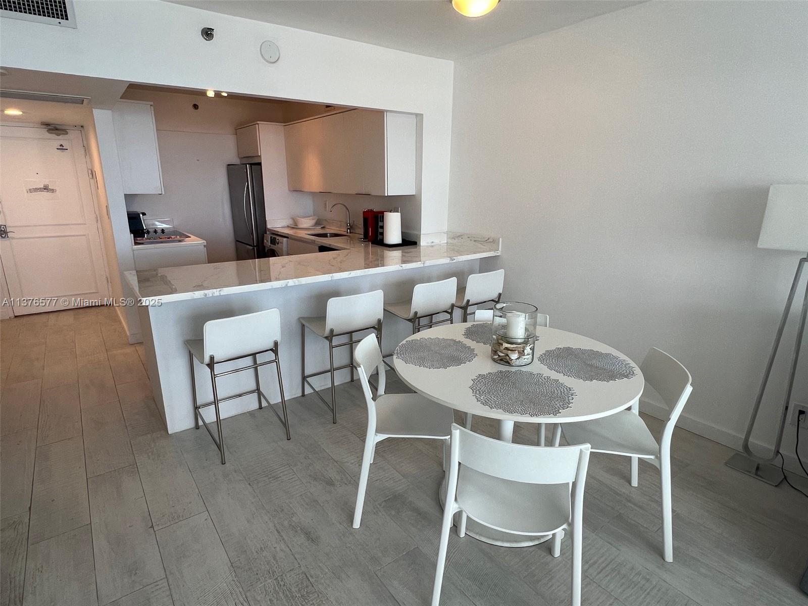 100 Lincoln Rd #1244, Miami Beach FL 33139