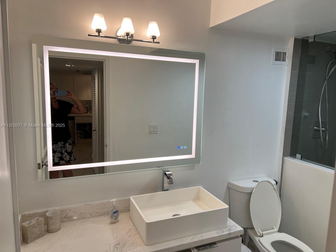 100 Lincoln Rd #1244, Miami Beach FL 33139