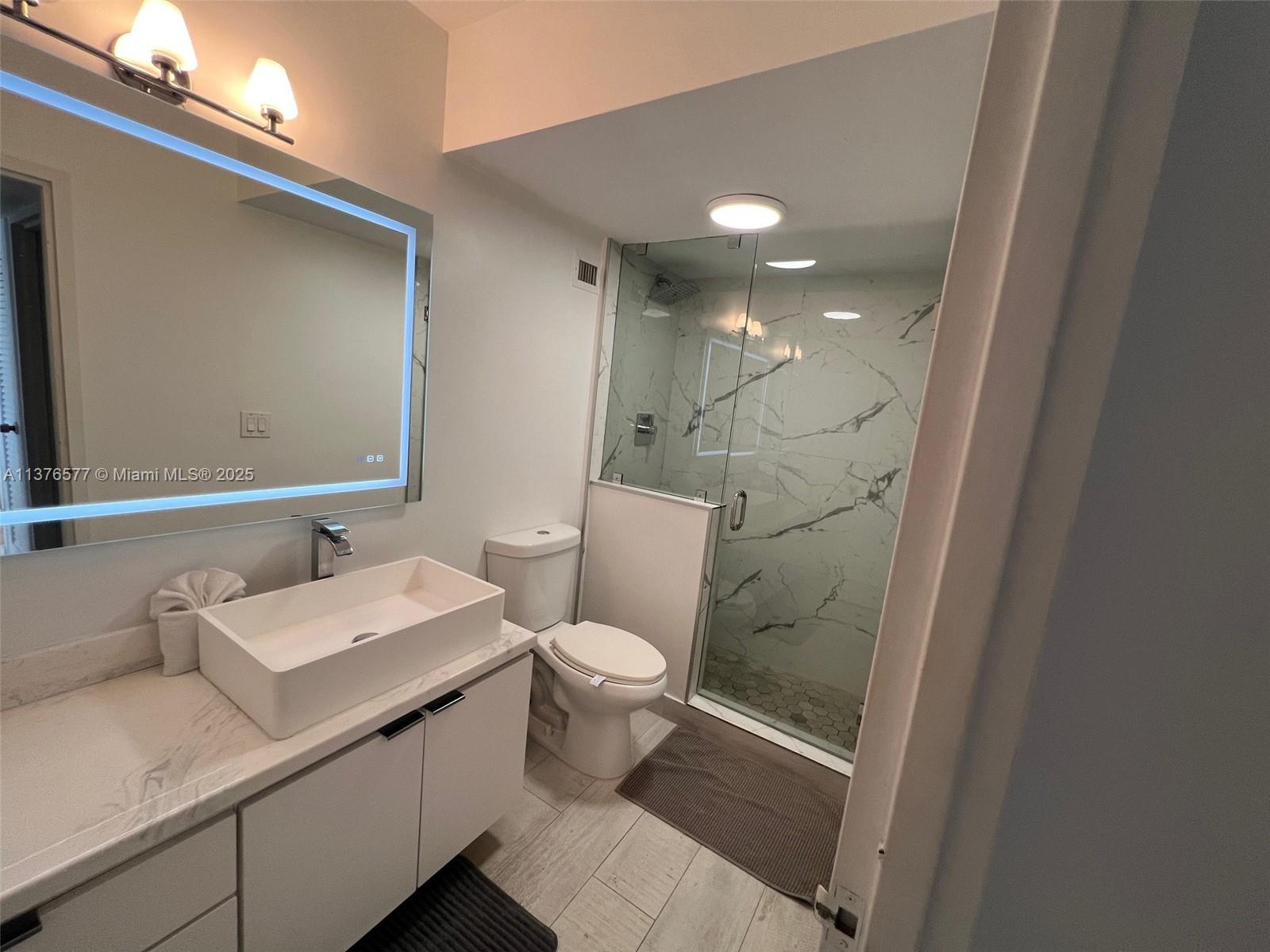 100 Lincoln Rd #1244, Miami Beach FL 33139