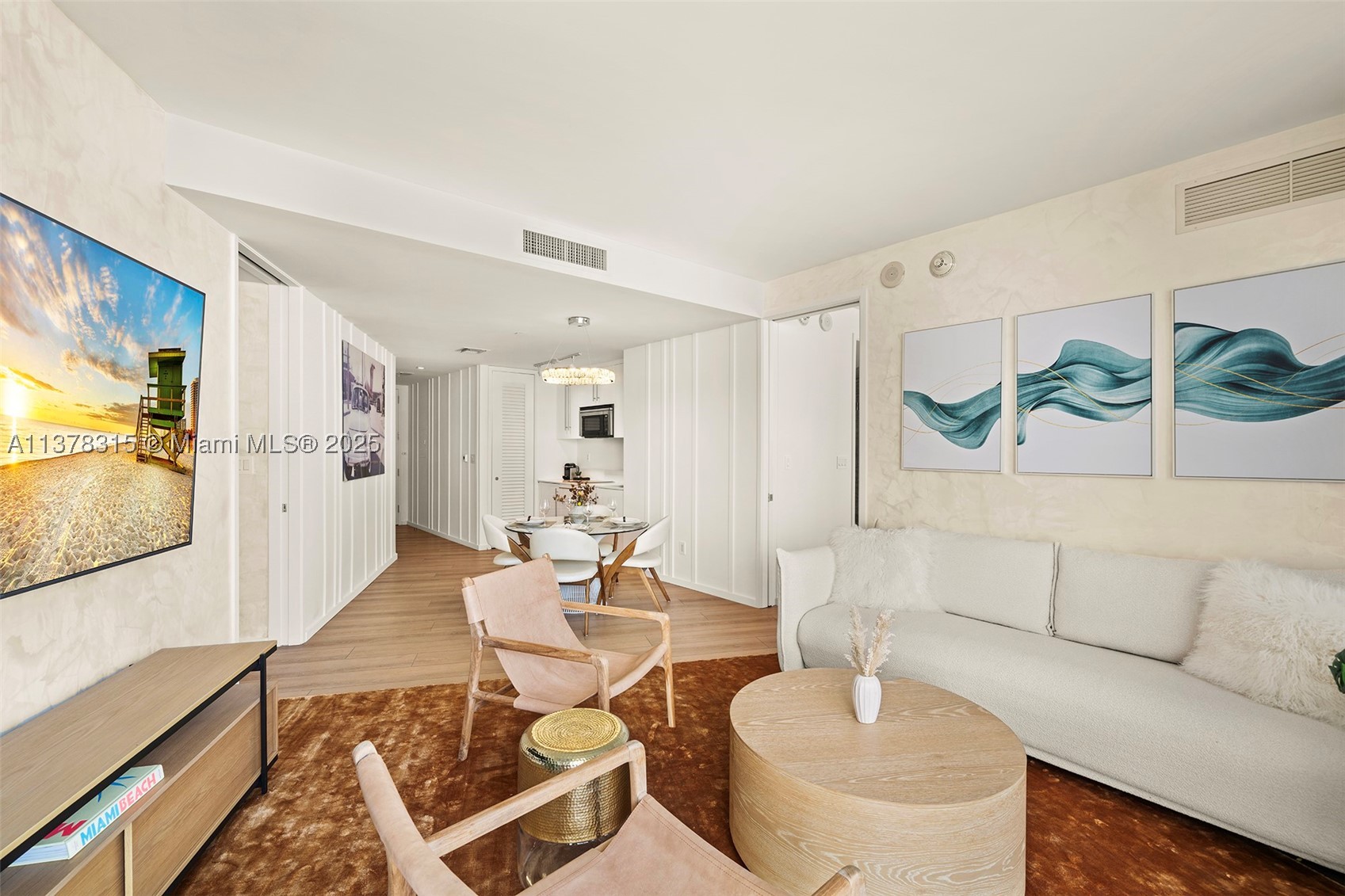 2201 Collins Ave #811, Miami Beach FL 33139