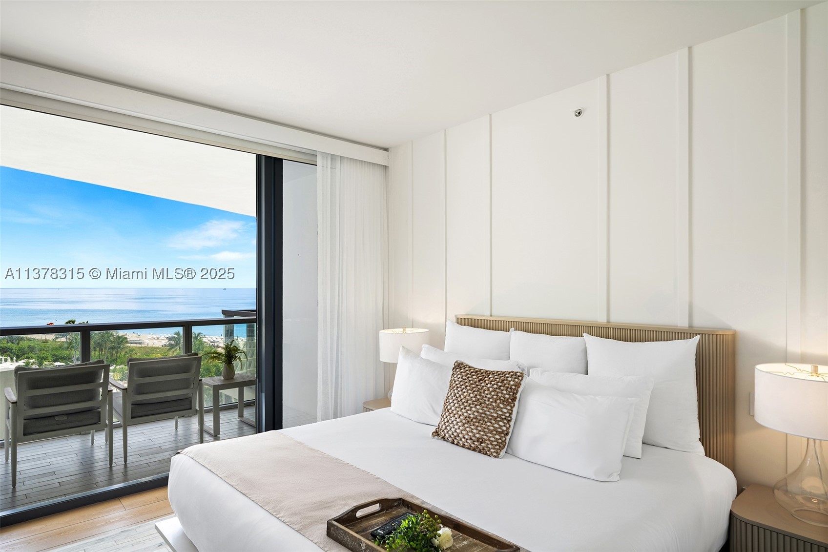 2201 Collins Ave #811, Miami Beach FL 33139