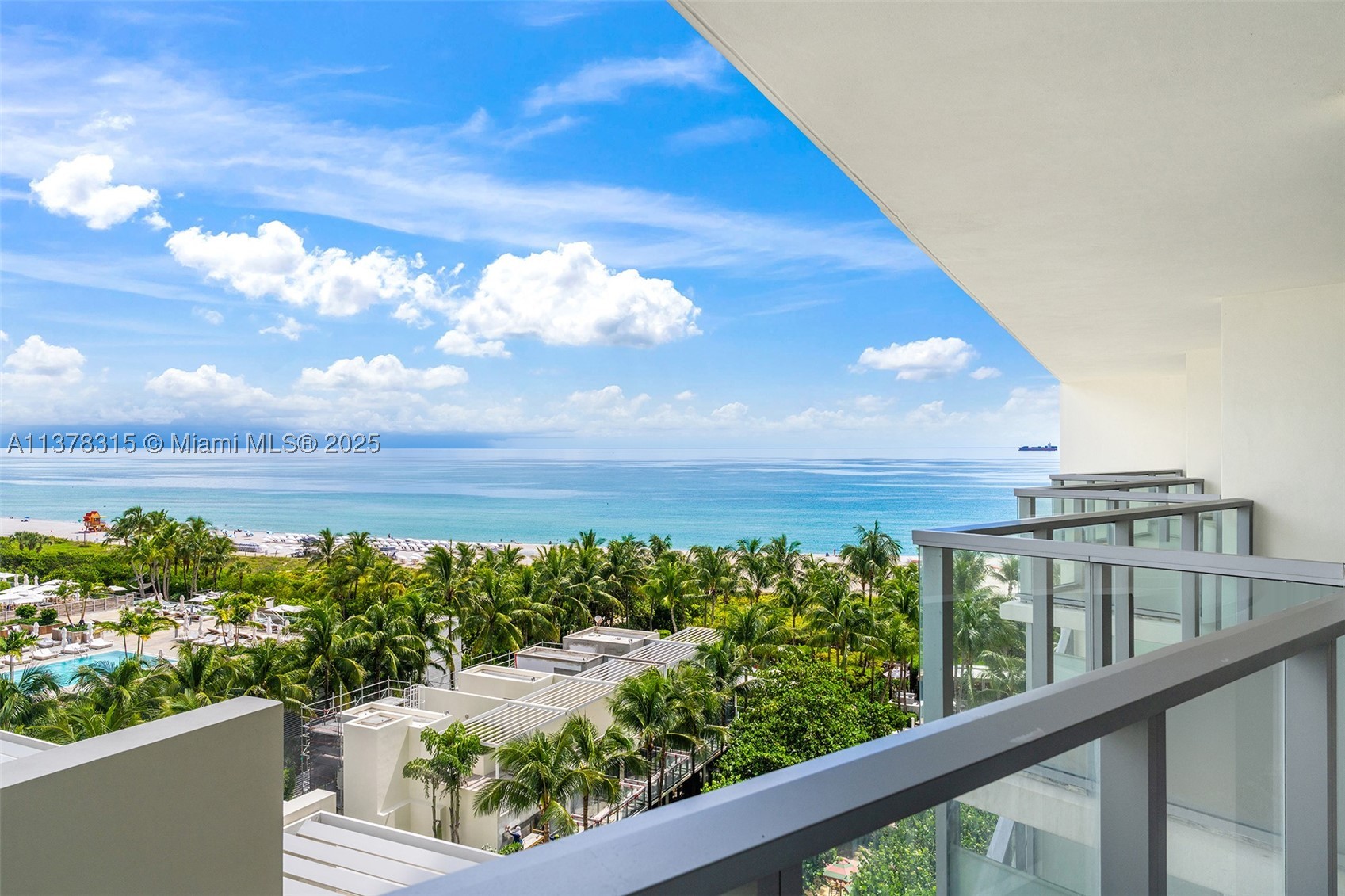 2201 Collins Ave #811, Miami Beach FL 33139