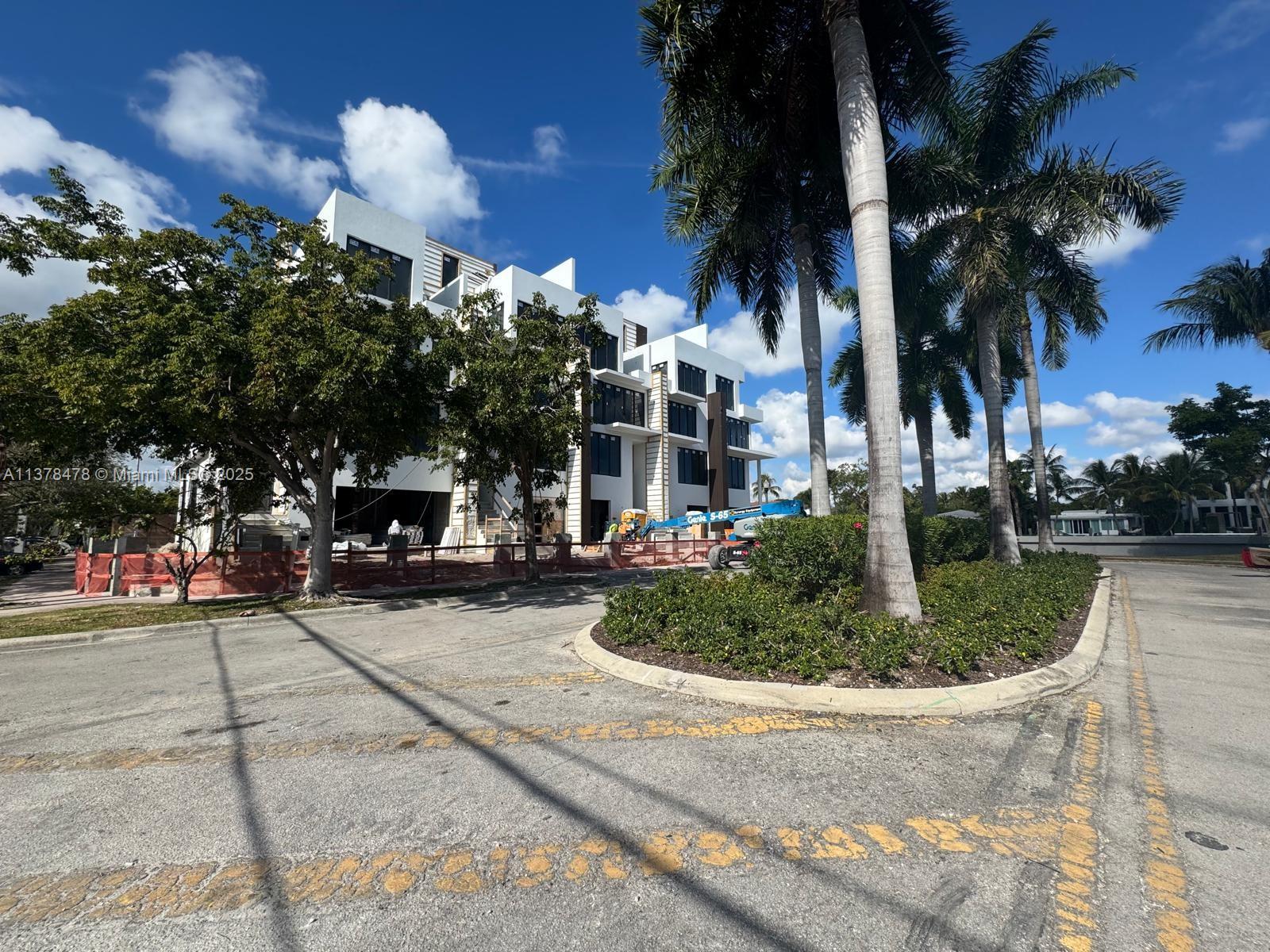 7300 Trouville Esplanade #3, Miami Beach FL 33141