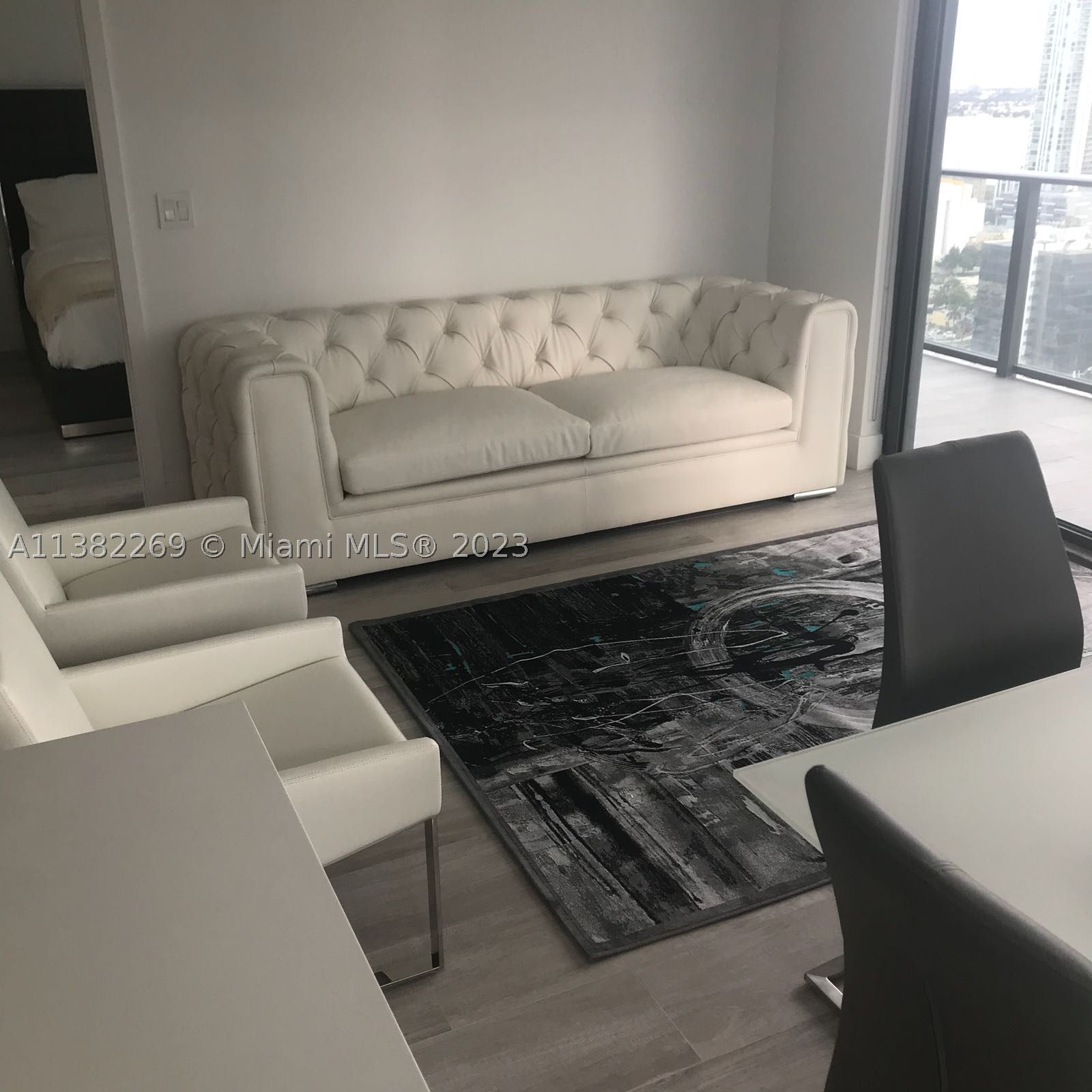 121 NE 34th St #2601, Miami FL 33137