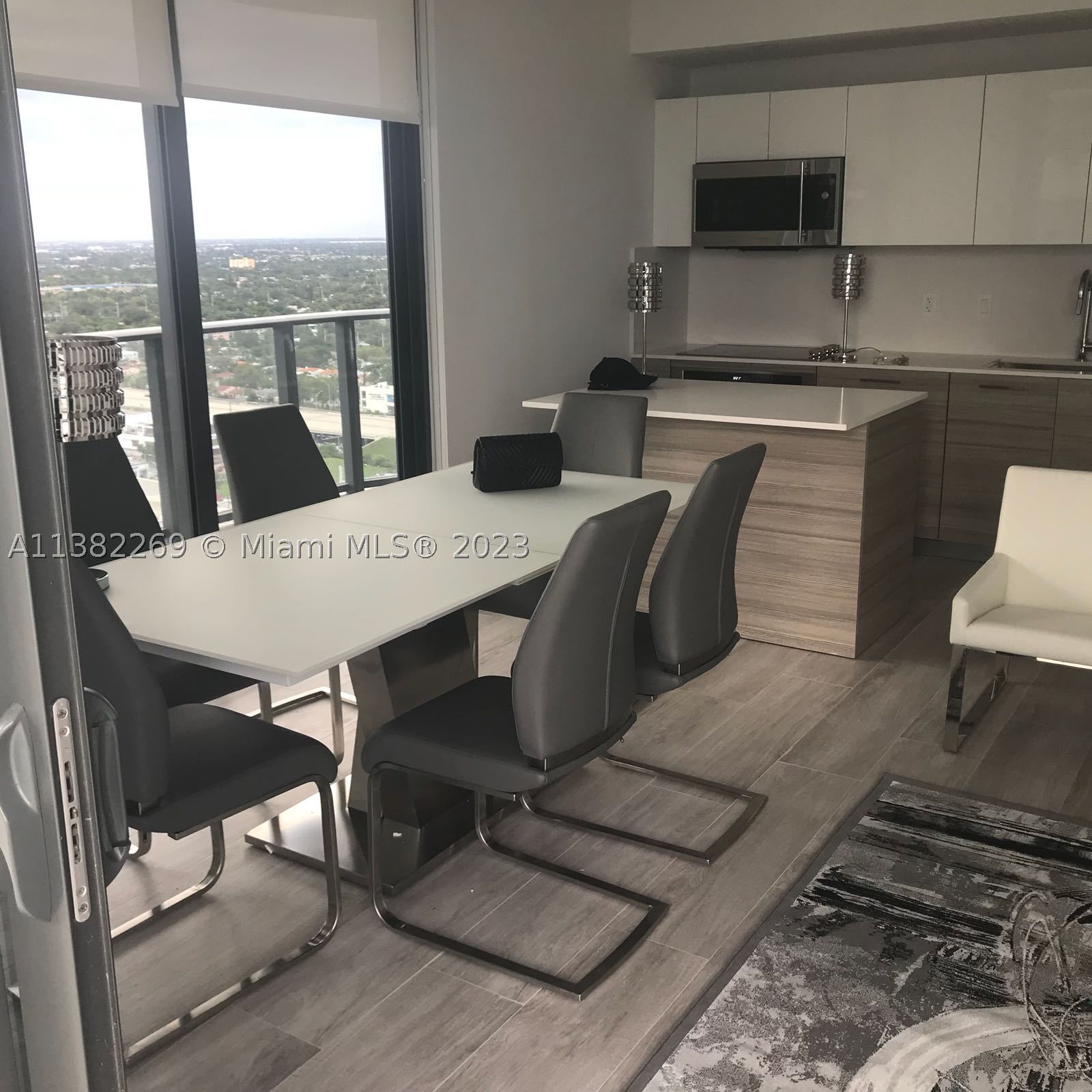 121 NE 34th St #2601, Miami FL 33137